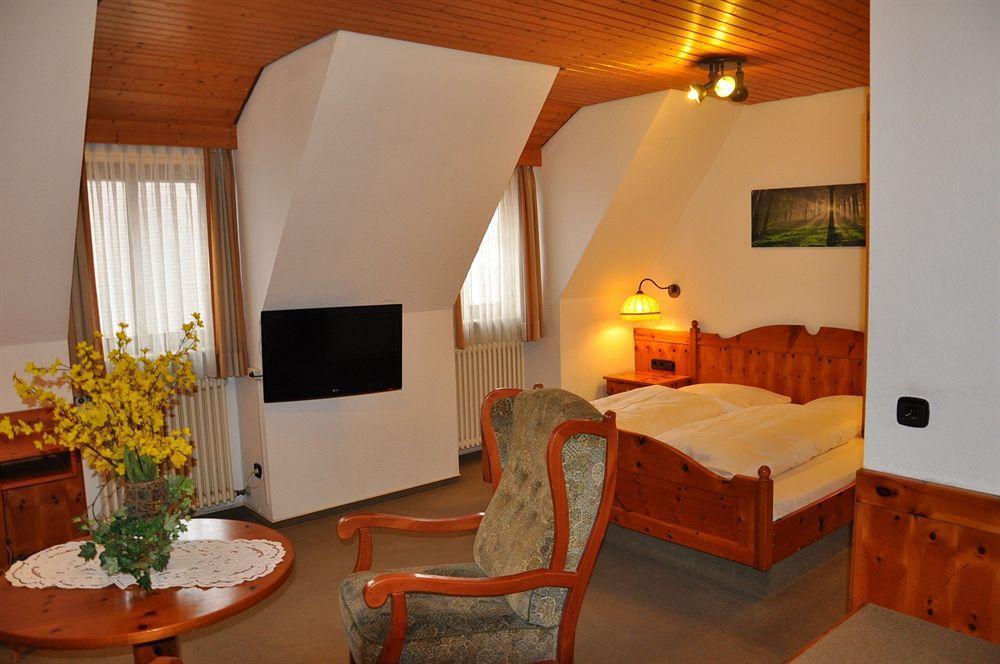 Hotel&Restaurant Becher Donzdorf Extérieur photo